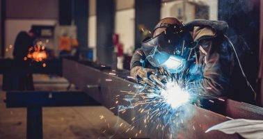 choosing-the-right-welding-helmet-1553782650